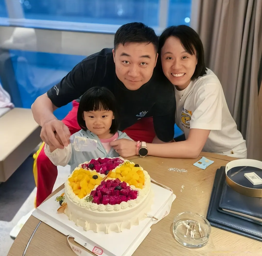 她都是妥妥, 教练职务